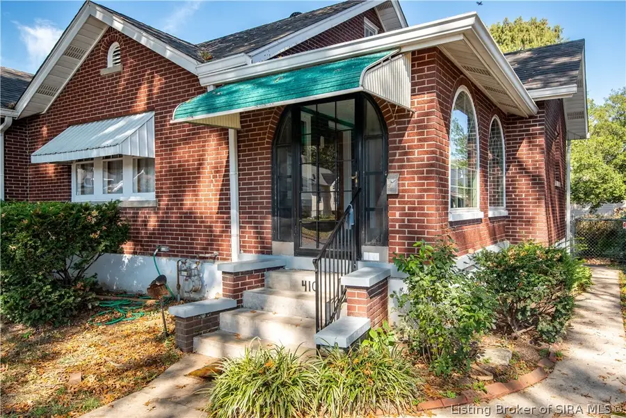 410 Woodrow Avenue, New Albany, IN 47150 - #2