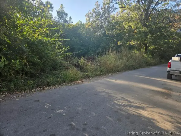 217 W 10th Street, New Albany, IN 47150