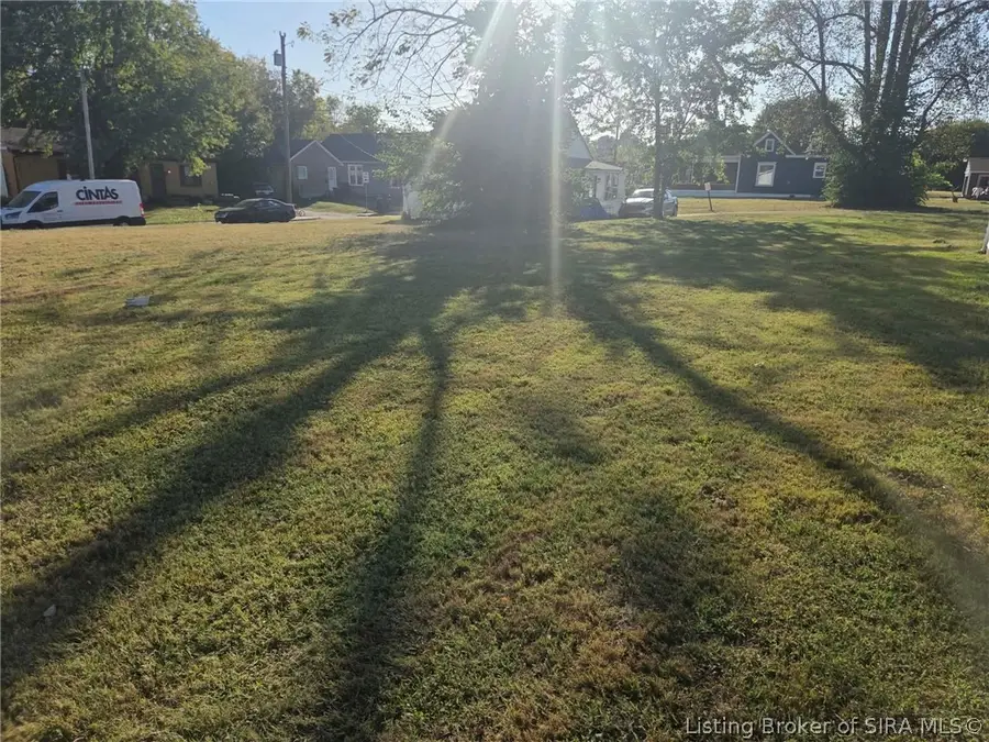 1105 Griffin Street, New Albany, IN 47150 - #2