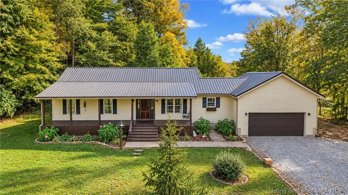 3102 Emmons Lane, Floyds Knobs, IN 47119 - #1