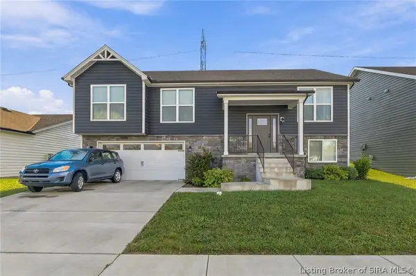 8016 Palermo Trail, Sellersburg, IN 47172