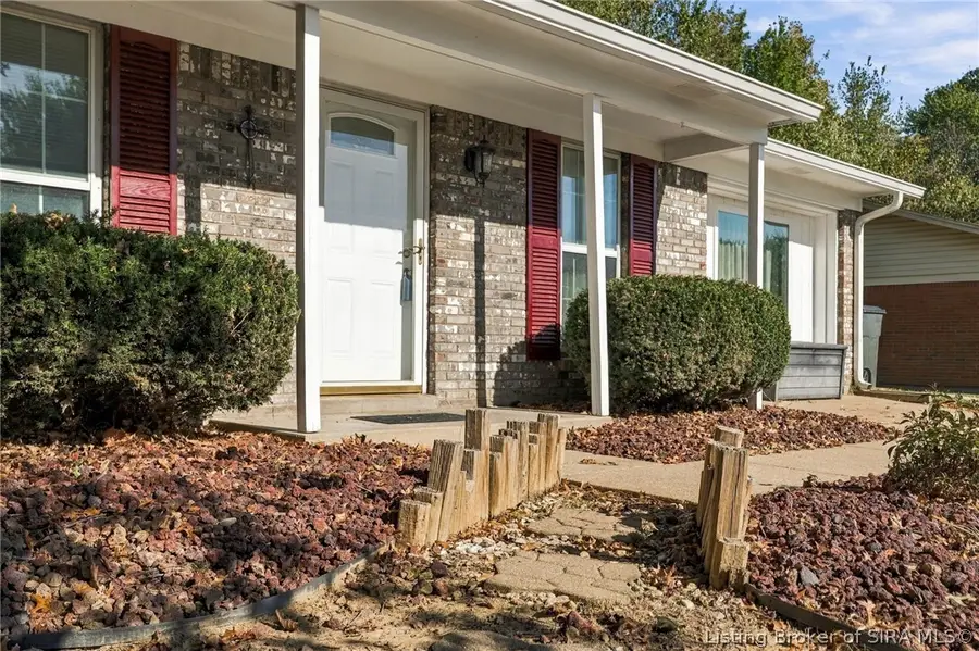 3640 Gray Fox Drive, New Albany, IN 47150 - #3