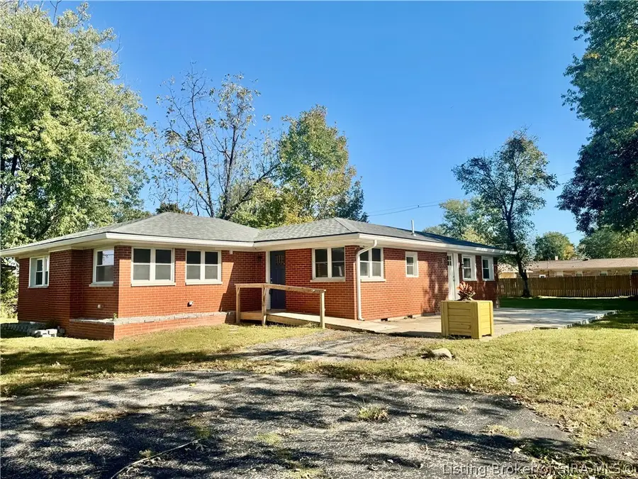 1414 Greenwood Road, Sellersburg, IN 47172 - #3