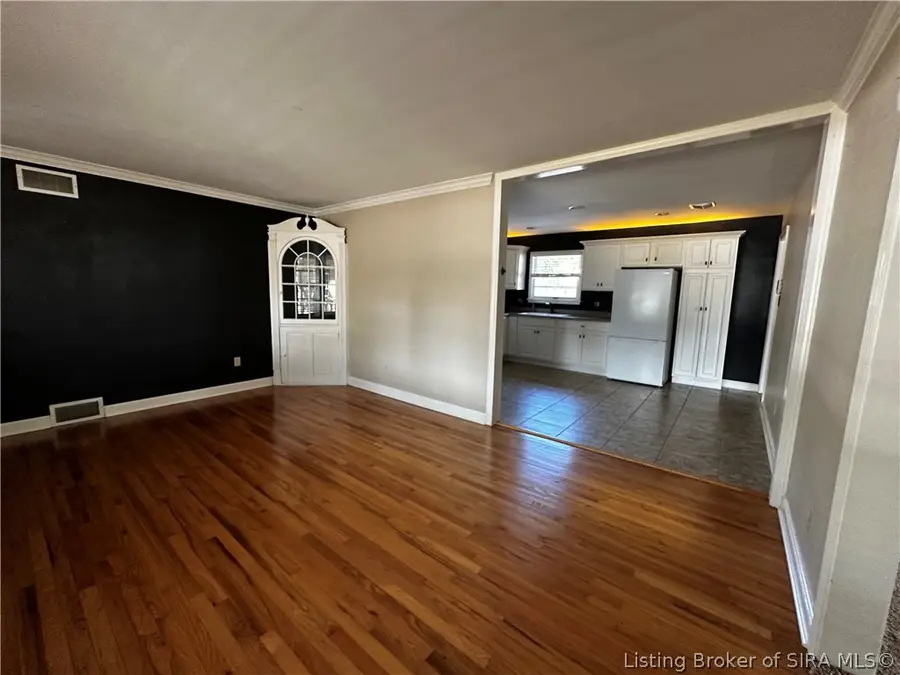 542 W Seventh Street, Madison, IN 47250 - #3