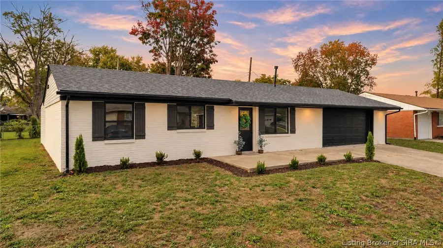 647 Spicewood Drive, Clarksville, IN 47129 - #2