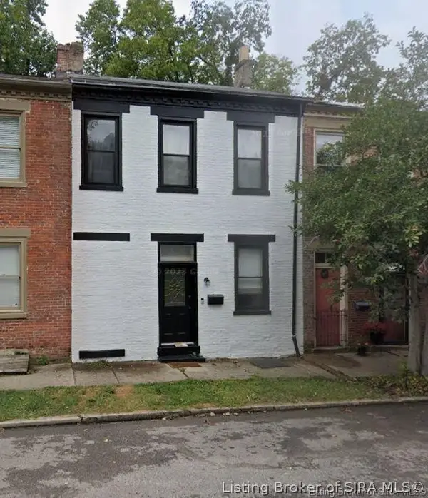 715 Walnut Street, Madison, IN 47250