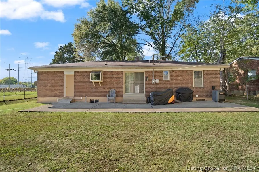 2830 Linda Drive, New Albany, IN 47150 - #2