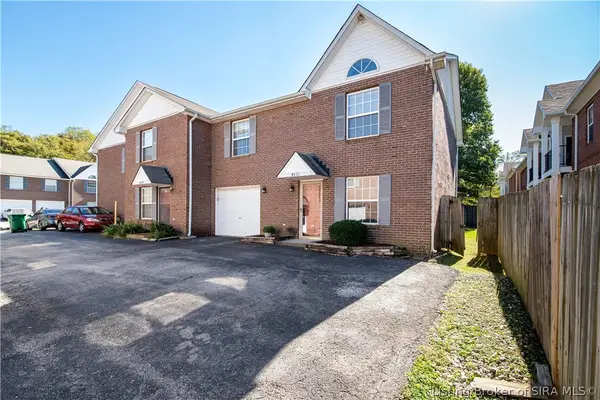 4521 Meadow Lark Manor Lane, Louisville, KY 40245
