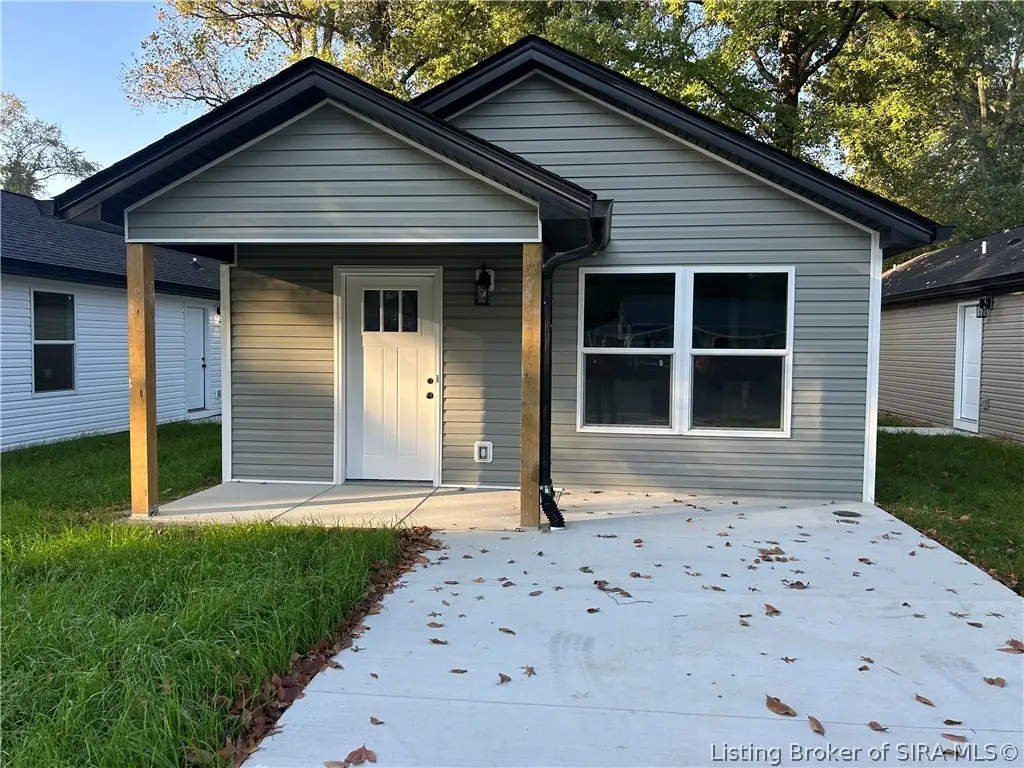 315 Myrtle Street, Jeffersonville, IN 47129 - #1