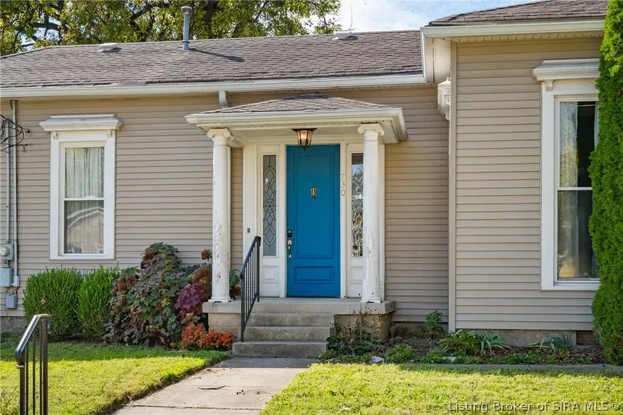 730 E Maple Street, Jeffersonville, IN 47130 - #3