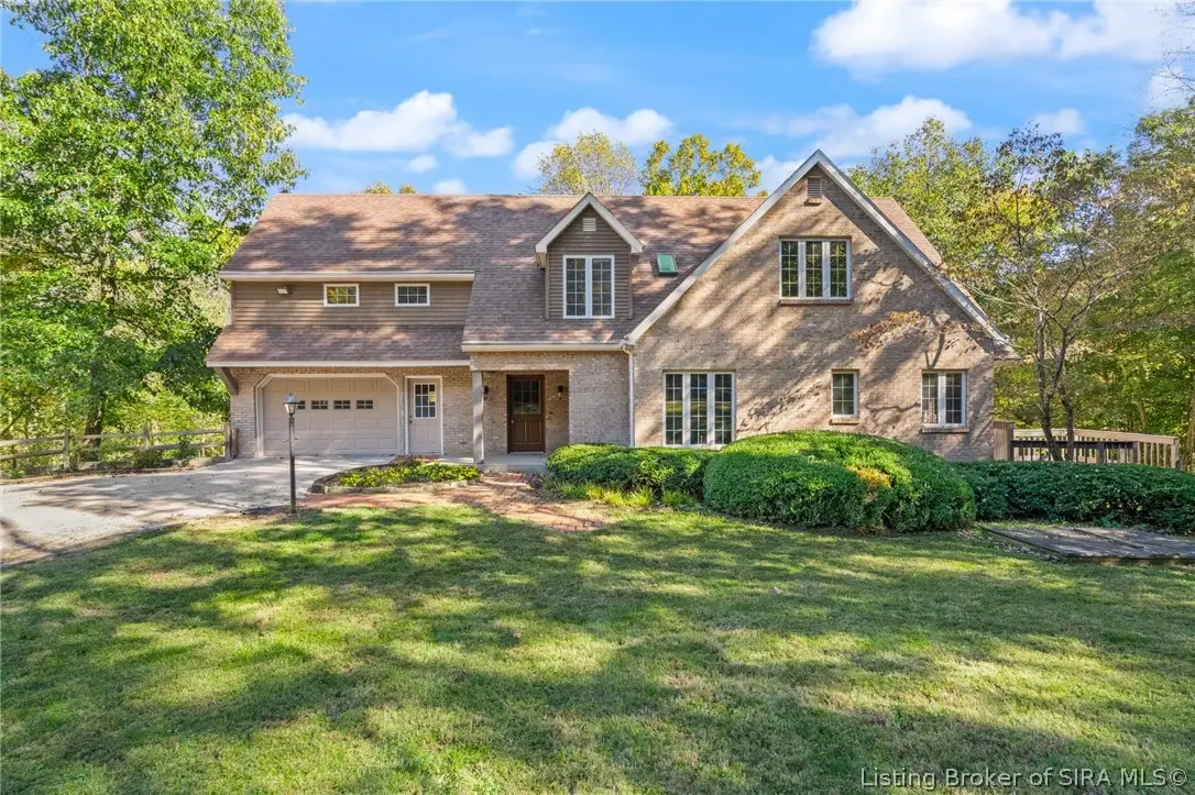 925 W Oakwood Ln, Paoli, IN 47454 - #1