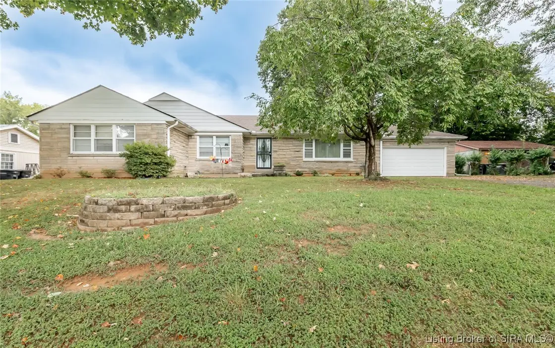 83 Forest Drive, Jeffersonville, IN 47130 - Image #1