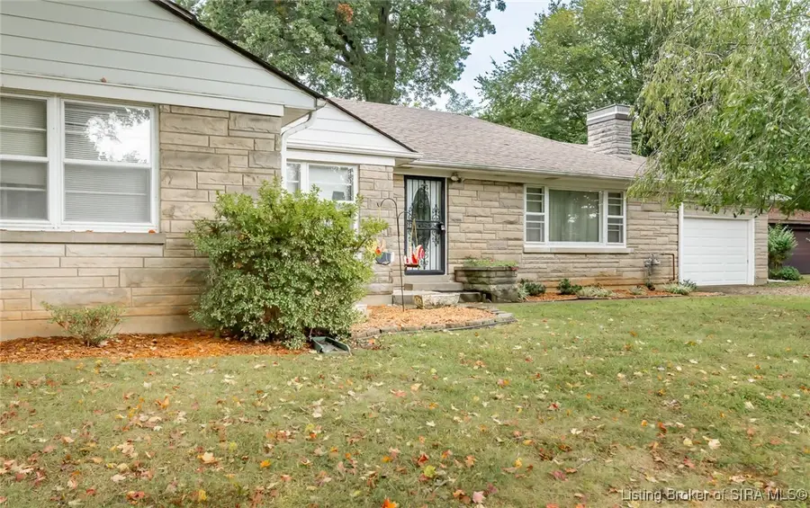 83 Forest Drive, Jeffersonville, IN 47130 - Image #2