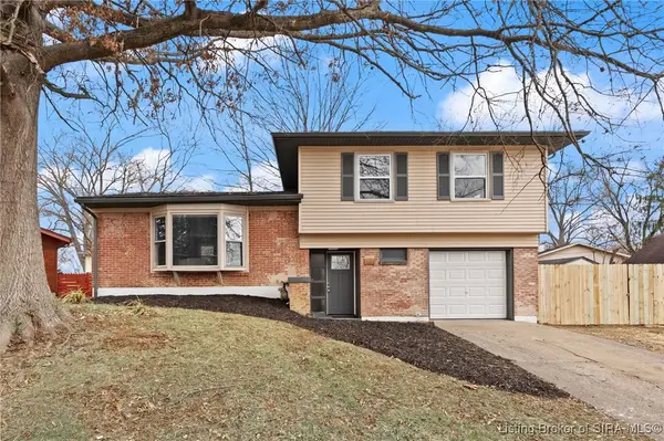 1546 Altawood Drive, Clarksville, IN 47129