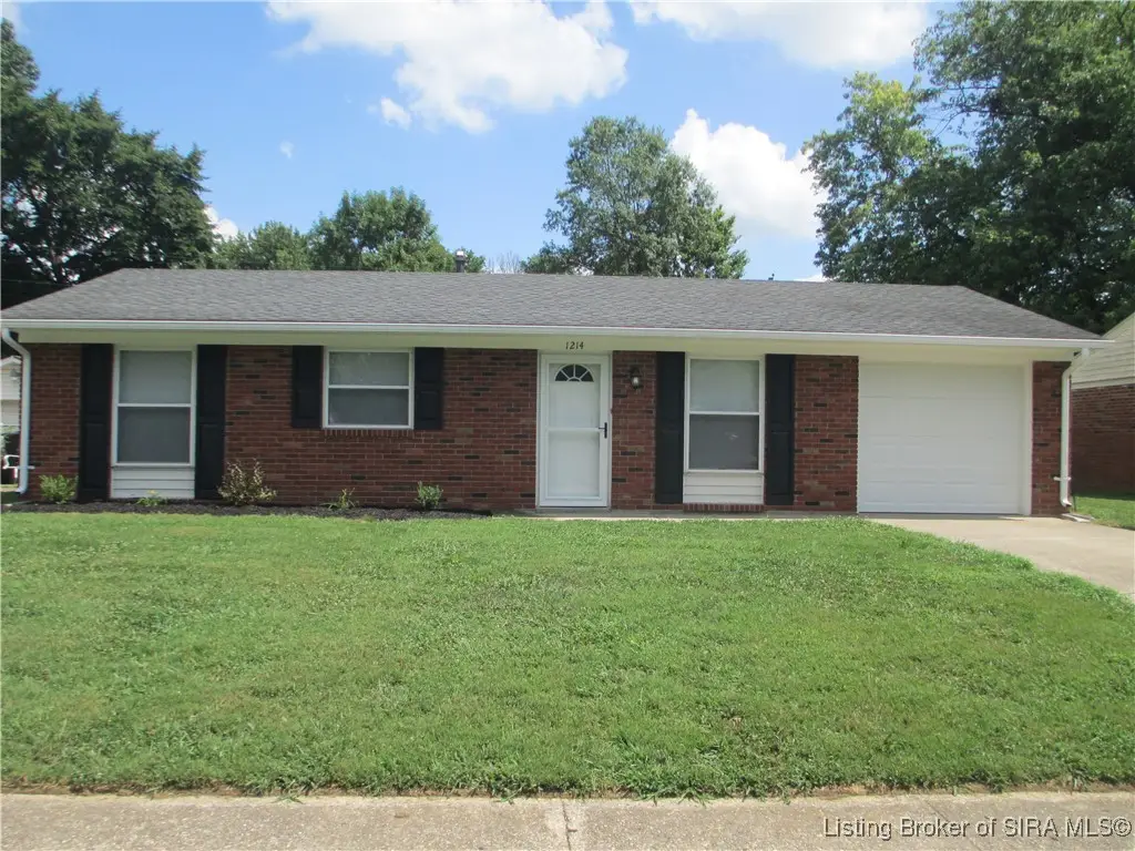 1214 Spruce Drive, Jeffersonville, IN 47130 - Image #1