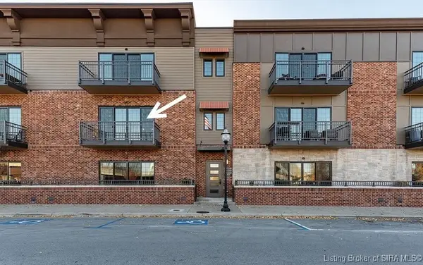 222 Mulberry Street, Jeffersonville, IN 47130