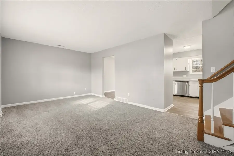 2903 N Walford Drive, Jeffersonville, IN 47130 - Image #3