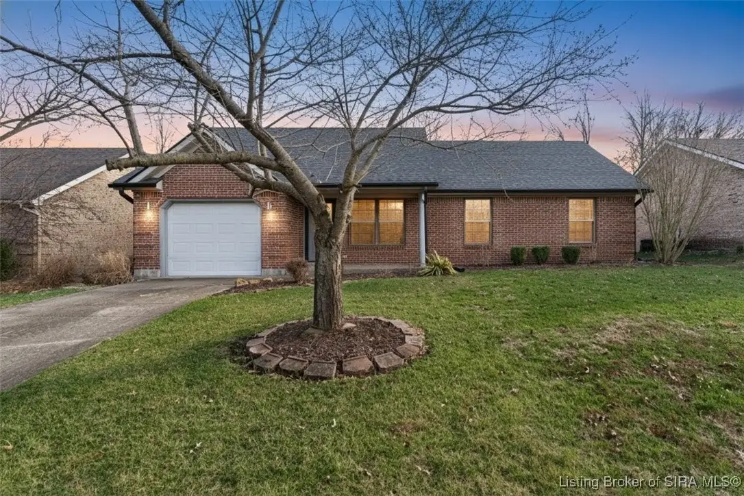 1216 Whitehorse Vale Drive, Jeffersonville, IN 47130 - Image #1