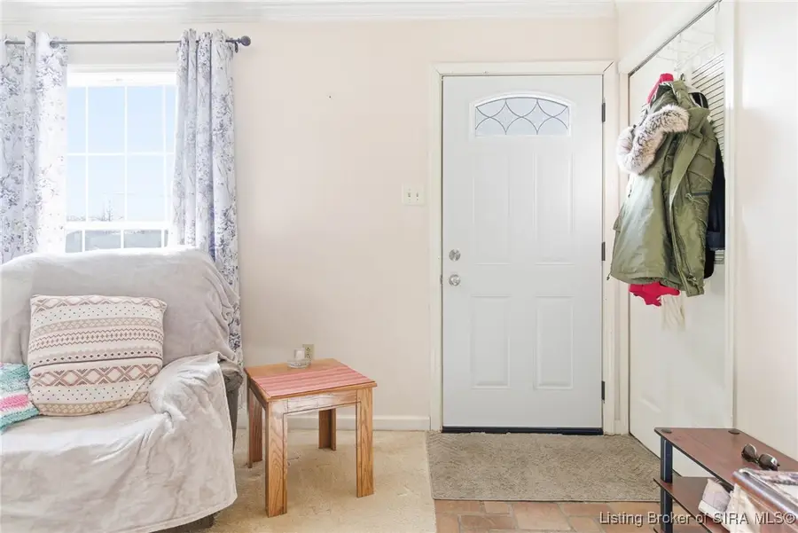 402 Hopkins Lane, Jeffersonville, IN 47130 - Image #3