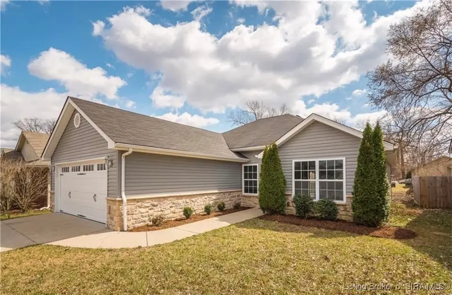 3828 Homestead Drive, New Albany, IN 47150 - Image #2