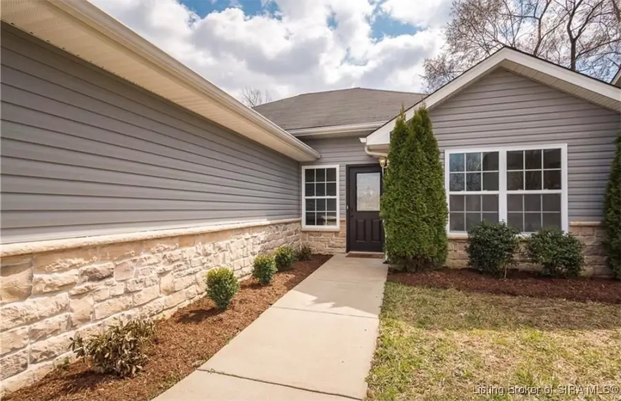 3828 Homestead Drive, New Albany, IN 47150 - Image #3