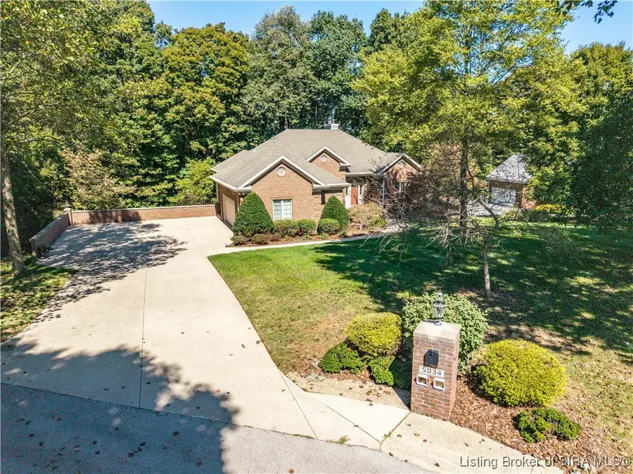 5034 Bent Creek Drive, Floyds Knobs, IN 47119 - Image #2