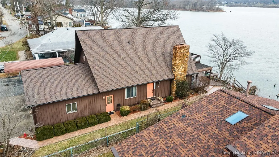 6426 Longview Beach Road, Jeffersonville, IN 47130 - #1