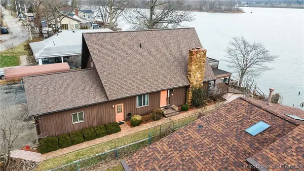 6426 Longview Beach Road, Jeffersonville, IN 47130