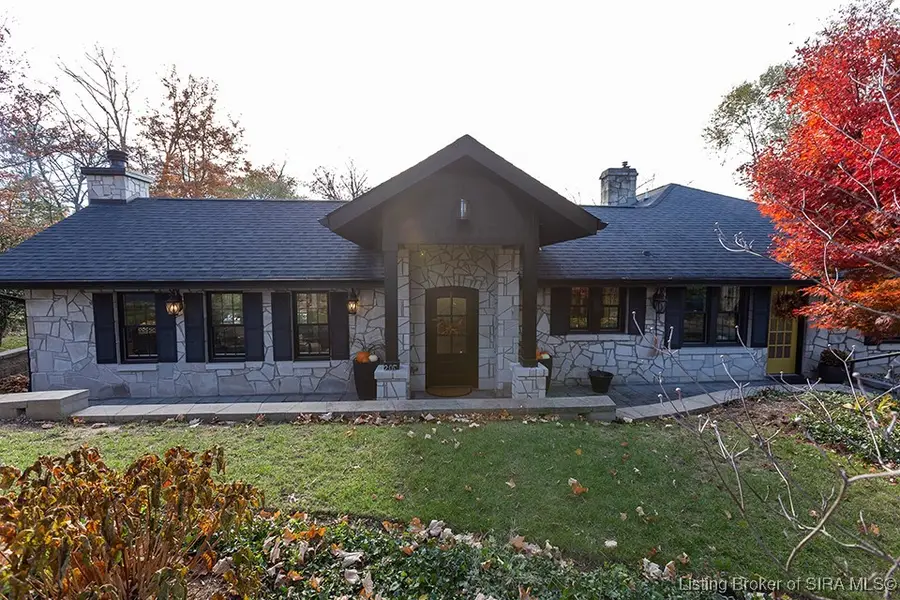 207 Highland Avenue, New Albany, IN 47150 - Image #2