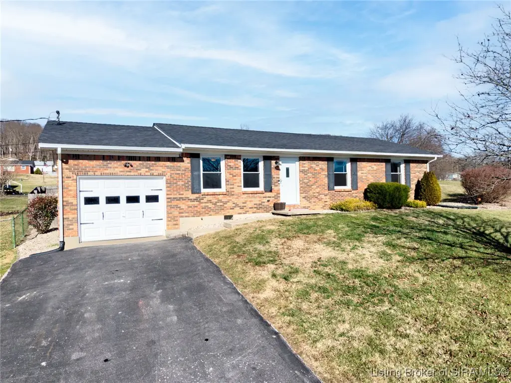 7348 Meadowlark Drive Ne, Lanesville, IN 47136 - Image #1