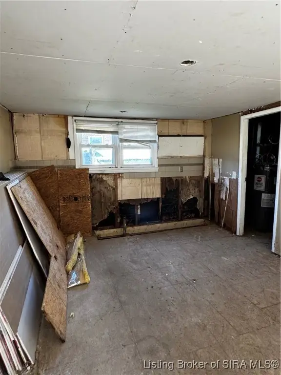 1009 W Harrison Avenue, Clarksville, IN 47129 - Image #2