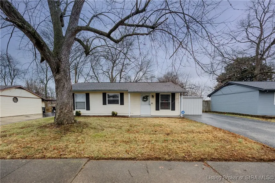 1118 Birchwood Drive, Jeffersonville, IN 47130 - Image #2