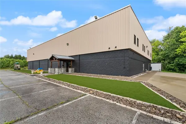 1213 Oakes Way, Georgetown, IN 47122