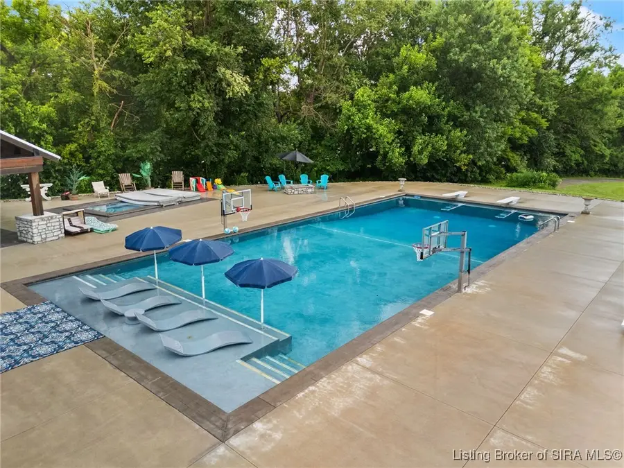 1213 Oakes Way, Georgetown, IN 47122 - Image #3