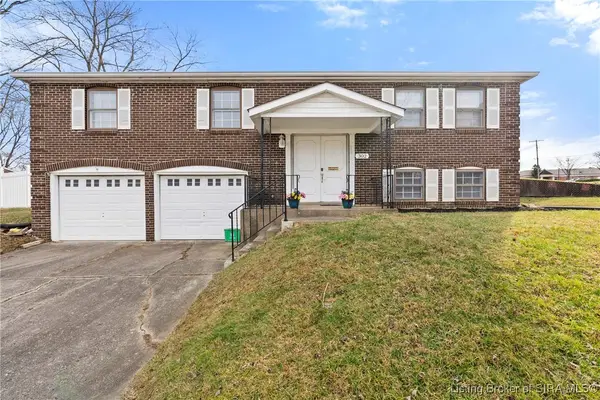 302 Country Club Drive, New Albany, IN 47150