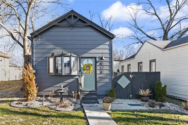 626 Mechanic Street, Jeffersonville, IN 47130