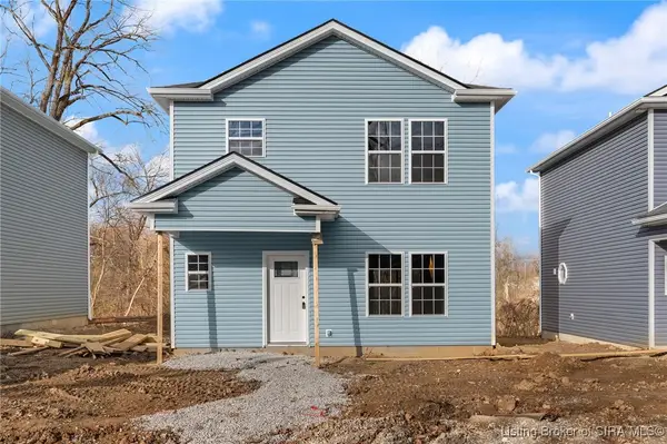 549 W Kenwood Avenue, Clarksville, IN 47129