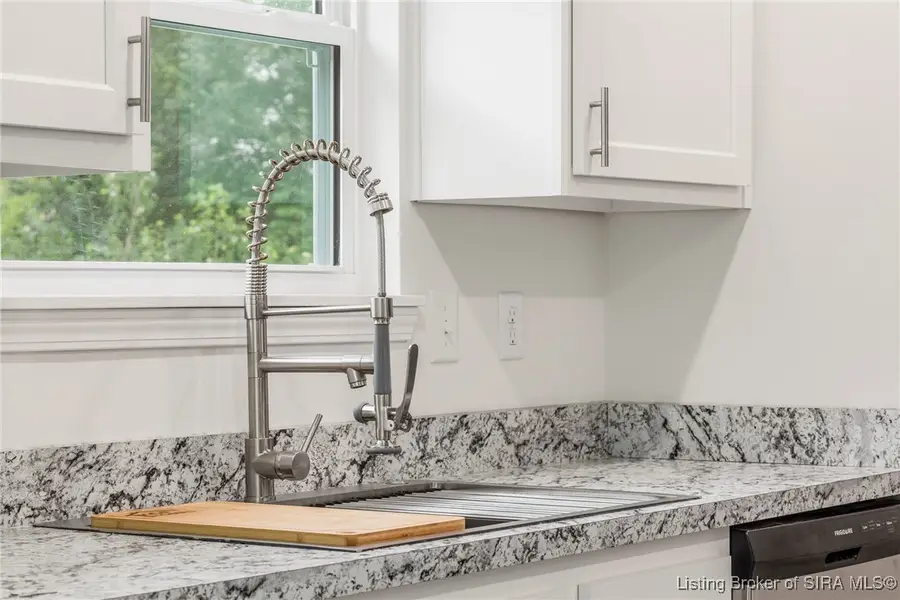 211 Guilford Avenue, Charlestown, IN 47111 - Image #3