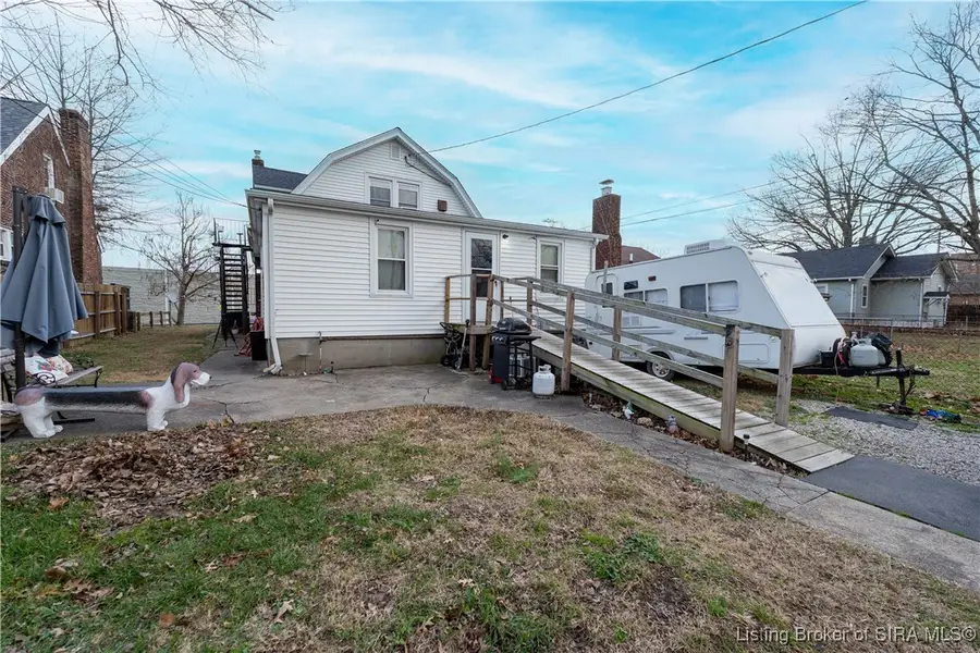 211 S State Street, Clarksville, IN 47129 - Image #2