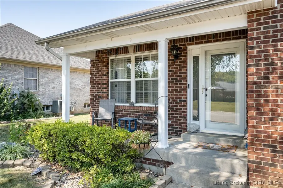 1704 Sterling Oaks Drive, Sellersburg, IN 47172 - Image #3