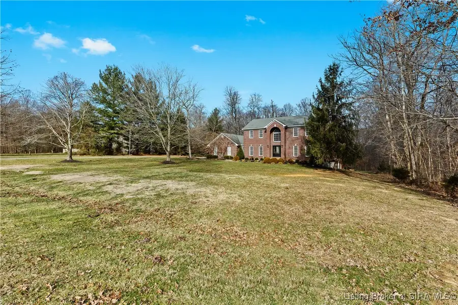 4858 Pinecrest Drive Ne, Georgetown, IN 47122 - Image #3