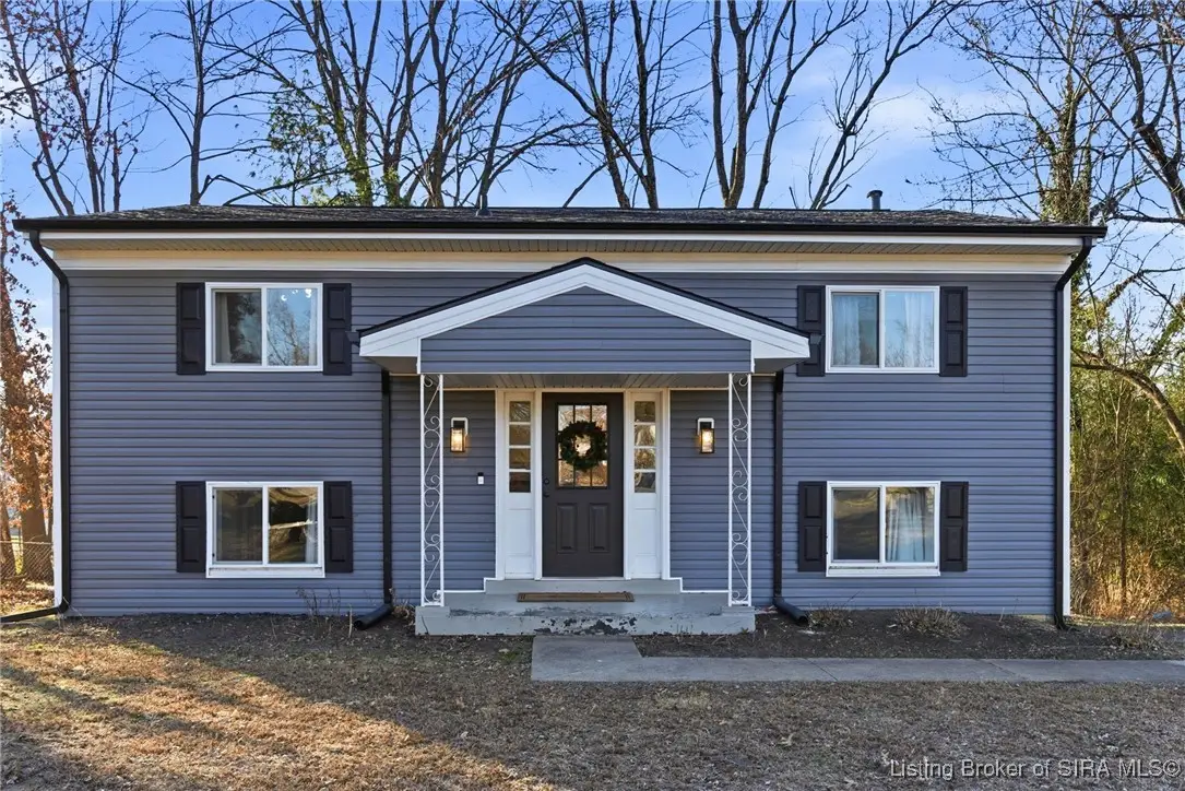 701 Cherokee Drive, New Albany, IN 47150 - Image #1