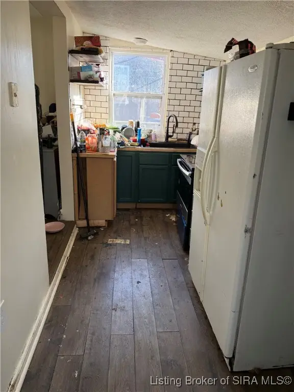 112 Carolyn Avenue, Georgetown, IN 47122 - Image #3