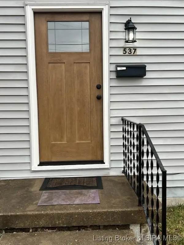 537 Main Street, Jeffersonville, IN 47130 - Image #2