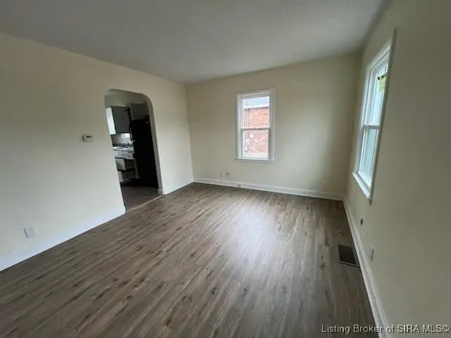 537 Main Street, Jeffersonville, IN 47130 - Image #3