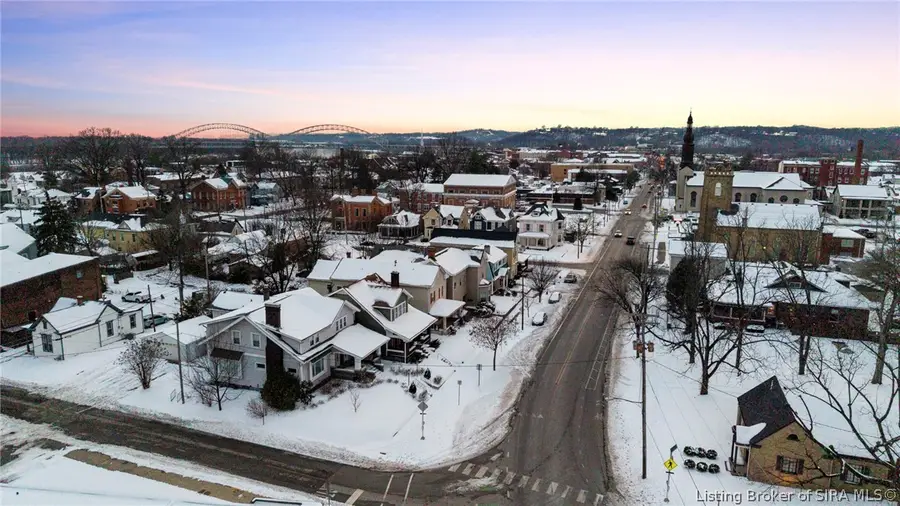 922 E Spring Street, New Albany, IN 47150 - #2