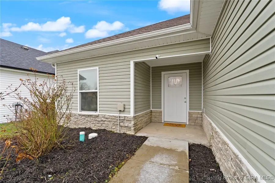 2004 Liberty Drive, Jeffersonville, IN 47130 - Image #2