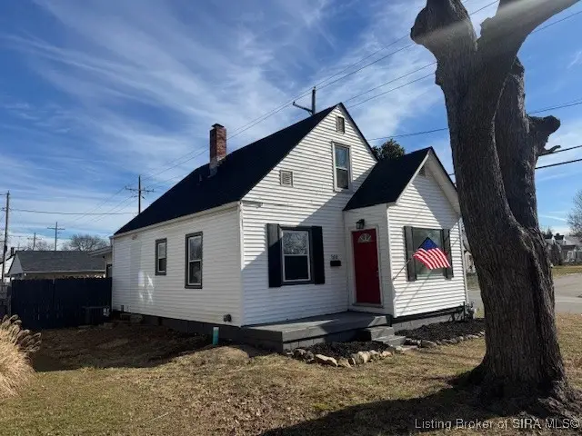 500 N Whitcomb Avenue, Clarksville, IN 47129 - #1