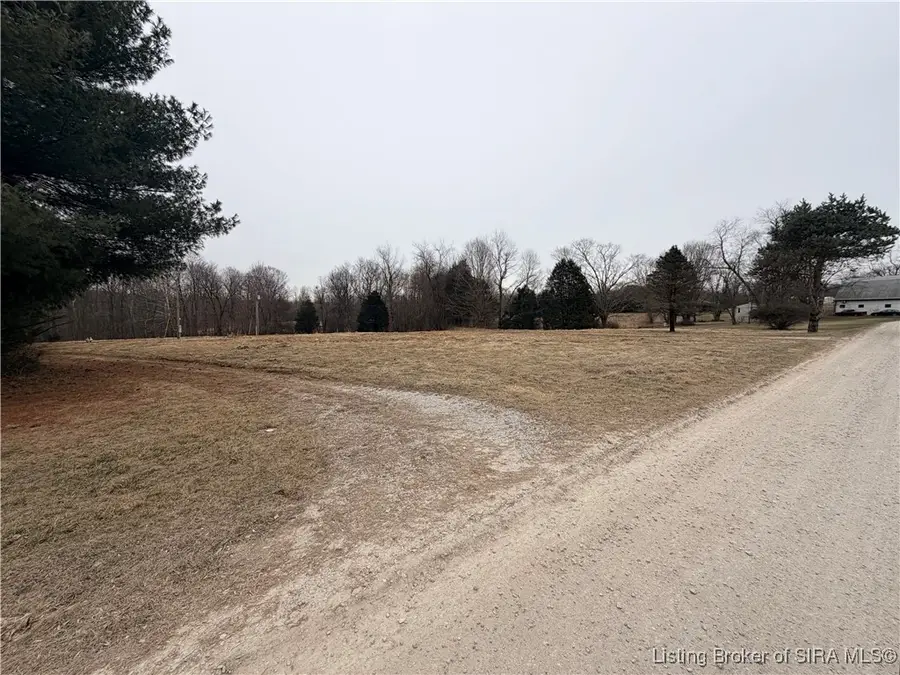 8586 South Sellers Lane, Pekin, IN 47165 - Image #2