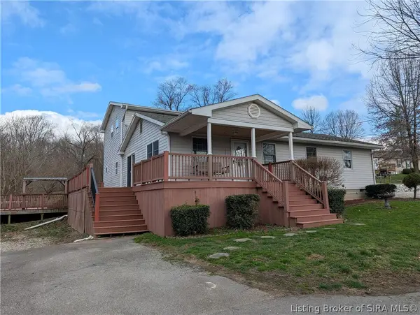 275 N Hill Street, Pekin, IN 47165